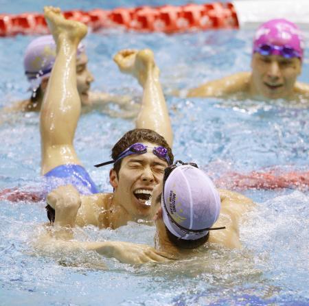 渡部、鈴木が１００平で五輪代表