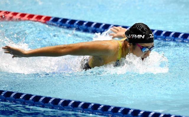 女子高生スイマーの池江が自身の日本記録に０秒０２差