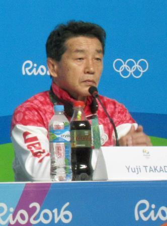 　記者会見で、リオ五輪前半戦を総括する日本選手団の高田裕司総監督＝１３日、リオデジャネイロ（共同）
