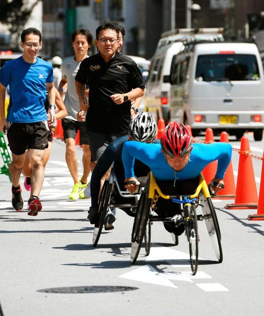 瀬古氏「暑さが違う」　東京五輪マラソン特殊舗装を試走