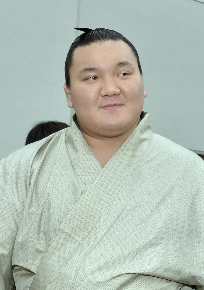 　秋場所を休場する横綱白鵬