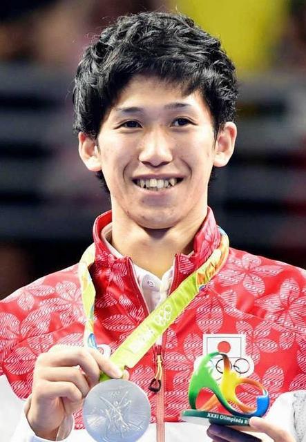 リオ卓球男子団体銀メダル吉村が結婚　「選手として、人間として成長」
