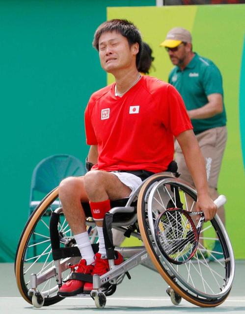 国枝　涙の４大会連続メダル　車いすテニス・ダブルスで「銅」