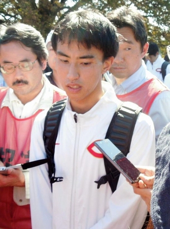 本戦出場を逃し、肩を落とす中大・町沢