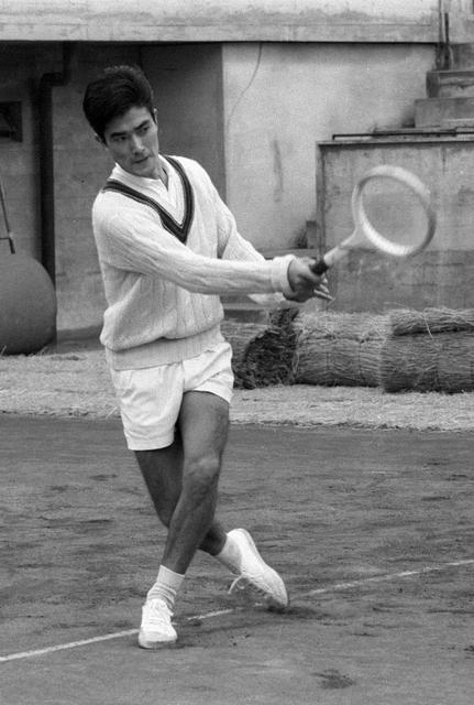 戦後初のプロテニス選手・石黒修氏が死去　石黒賢の父