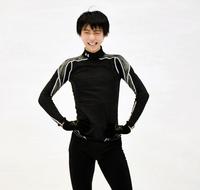 練習中に笑顔をみせる羽生結弦＝真駒内セキスイハイムアイスアリーナ（撮影・棚橋慶太）