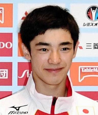 体操日本代表が被災地訪問　白井、公開告白に顔赤らめる