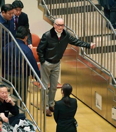 　大相撲観戦に訪れた巨人・長嶋終身名誉監督