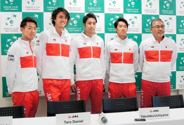 西岡「重圧あるが全力で向かう」錦織不在でエースの期待かかる　