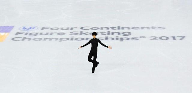 羽生つかんだ“金リンク”　平昌五輪の氷は「ソチほうふつ」