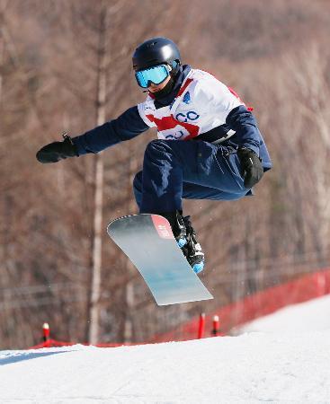 スノーボードＷ杯、成田が３位 平昌冬季パラのテスト大会