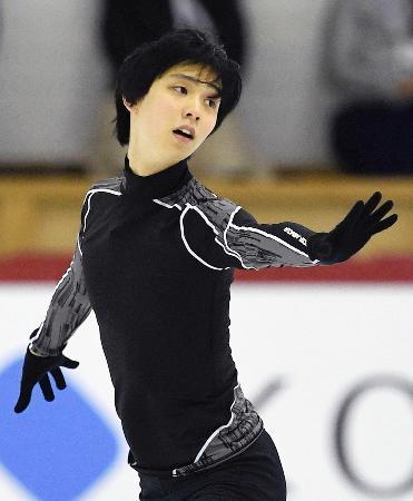 　フリーに向け調整する羽生結弦＝ヘルシンキ（共同）