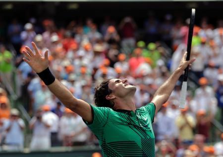 テニス、フェデラーが今季３勝目 マイアミ・オープン
