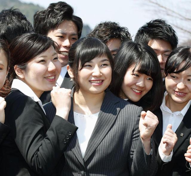 リオ五輪金メダル・土性「私の仕事は試合で結果残すこと」　東新住建の入社式で