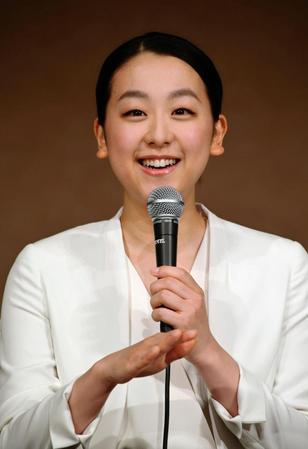 引退会見を行う浅田真央＝都内