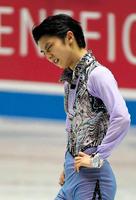 男子シングルＳＰを終え、厳しい表情の羽生結弦（撮影・堀内翔）