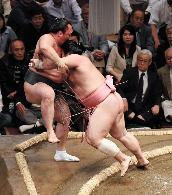 宇良、２場所連続の白星発進「すごく緊張します」