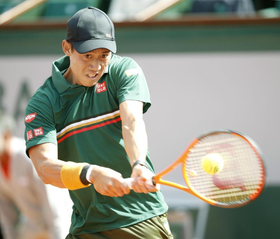 　男子シングルス準々決勝　アンディ・マリーと対戦する錦織圭＝パリ（共同）