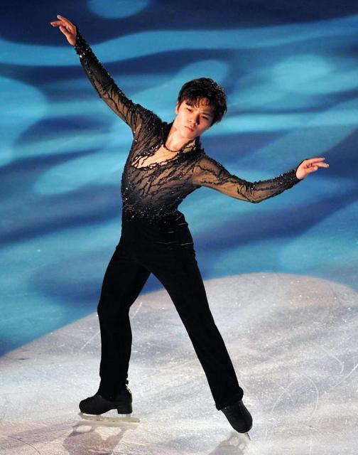 宇野新ｓｐ 冬 で魅了 魅力的な衣装で全てのジャンプを着氷成功 スポーツ デイリースポーツ Online