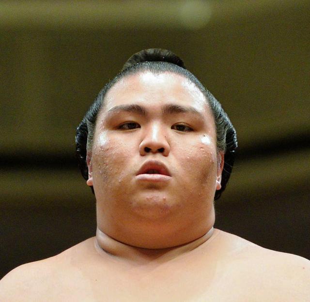 御嶽海に殊勲賞、白鵬と稀勢の里撃破が評価　碧山は敢闘賞、Ｖなら殊勲賞も