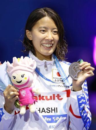競泳、大橋が日本新で「銀」 世界水泳初出場で躍動