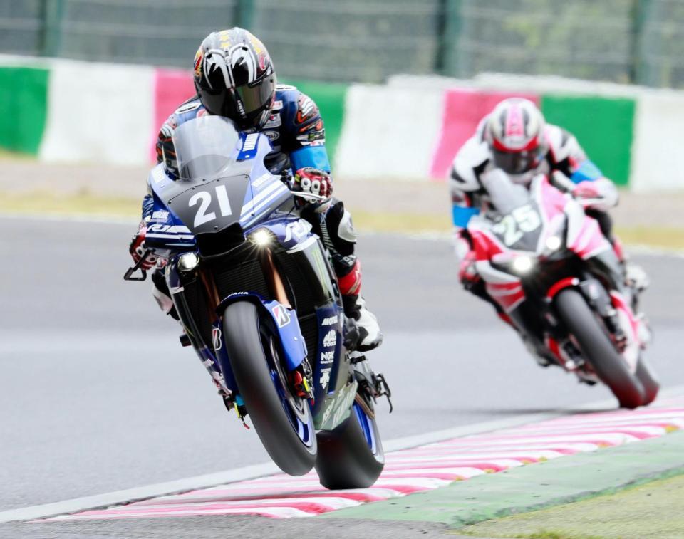 　２分６秒７７９のトップタイムを出したヤマハファクトリーレーシングチーム・中須賀克行＝鈴鹿サーキット（撮影・神子素慎一）