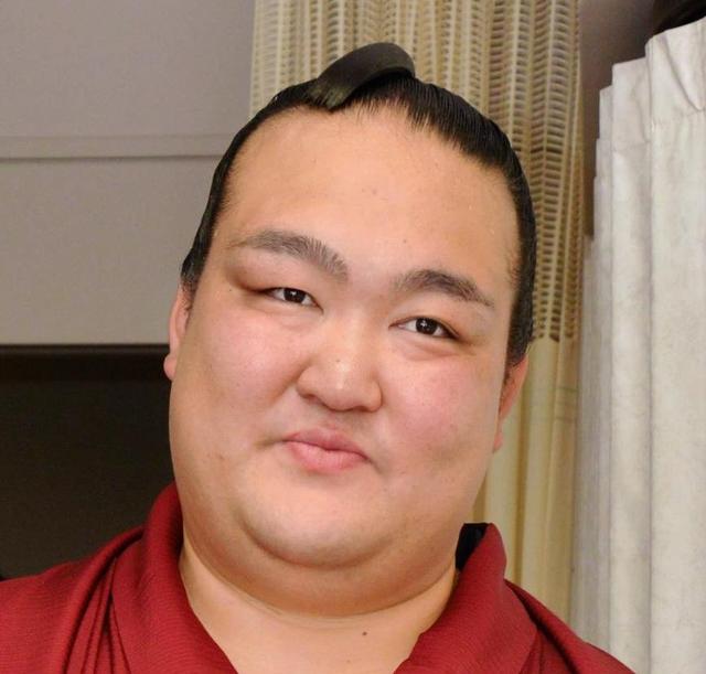 稀勢の里　夏巡業に途中出場の可能性　師匠「相撲を取って体を鍛えないと」