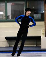 練習する羽生結弦