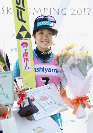 女子ジャンプ、伊藤が快勝 長野でＮＢＳ杯白馬