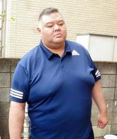 　稀勢の里の休場に関し説明する田子ノ浦親方