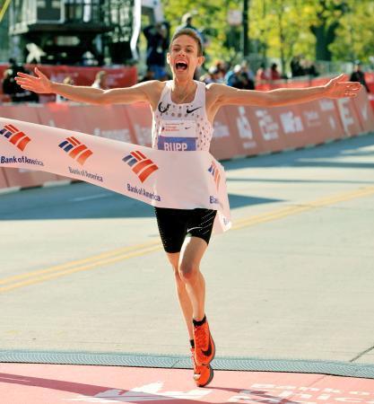 松村が日本勢最高の６位 シカゴ・マラソン