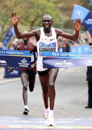 ケニアのカムウォロルが初優勝 ＮＹシティー・マラソン