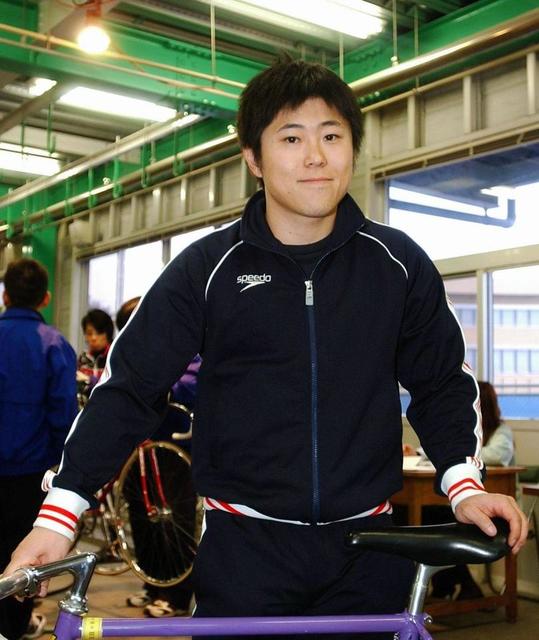長野五輪の銅メダリストを逮捕　電車内で女性に体液かけた暴行容疑