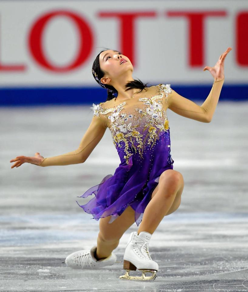 ＳＰで熱演する本田真凜＝武蔵野の森総合スポーツプラザ（撮影・高部洋祐）