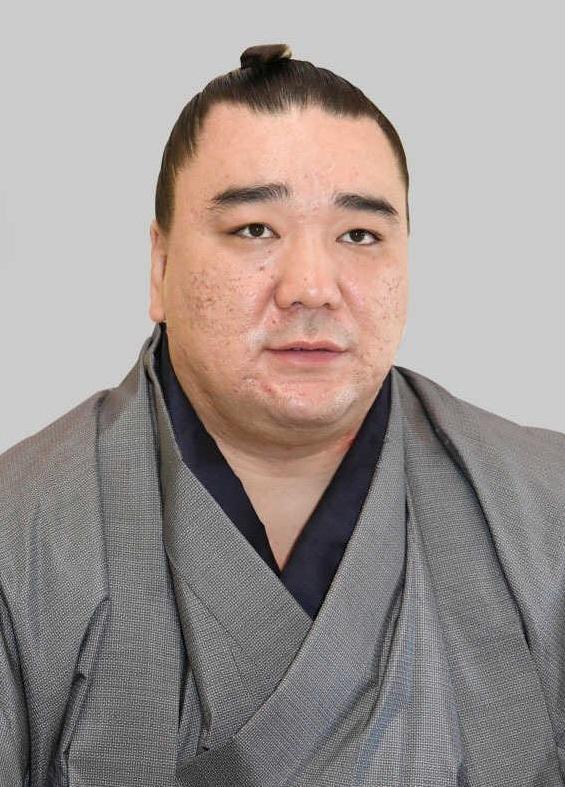 　元横綱日馬富士関（共同）