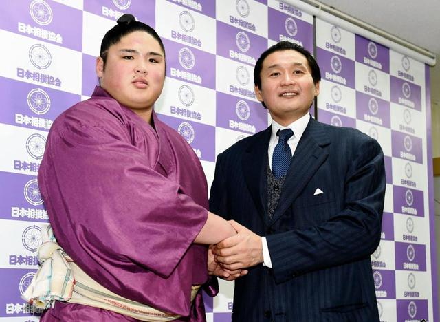 貴乃花親方、弟子の十両会見に笑顔で出席「普通にしてるとニコニコと」