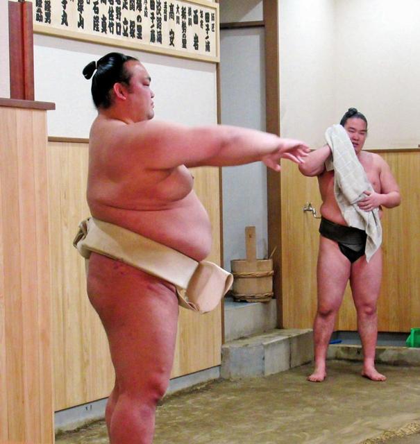 稀勢の里が稽古参加「しっかり作り直していきたい」