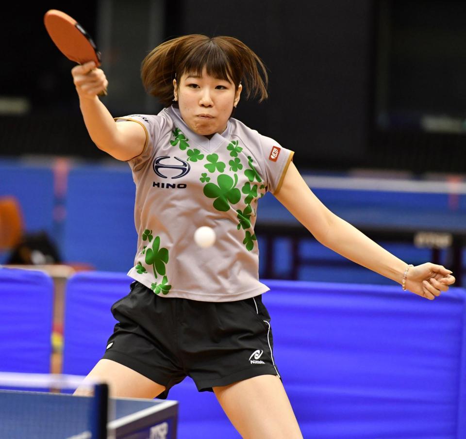 　女子ダブルスに続き女子シングルスでも優勝を決め二冠達成の丹羽美里