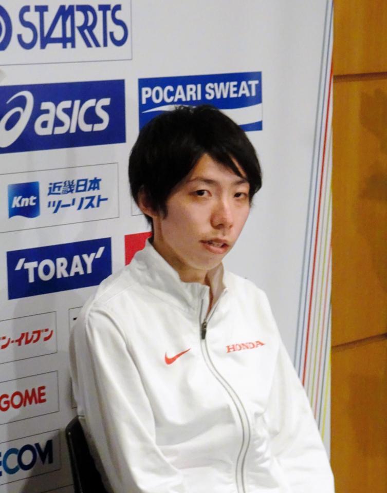 　東京マラソンで１６年ぶりに日本記録を更新した設楽悠太