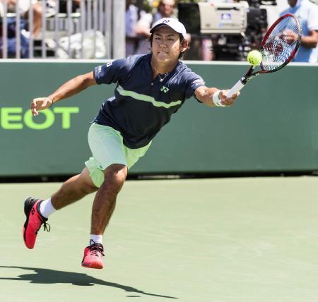 テニス、西岡は２回戦で敗退 マイアミ・オープン