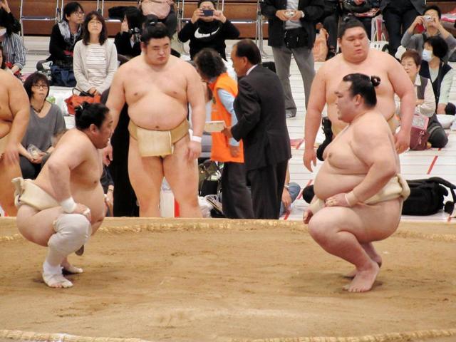 横綱稀勢の里が春巡業に合流「久しぶり。しっかり体を作っていきたい」