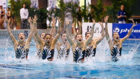 ＡＳ、日本がチームＴＲを制す シンクロ名称変更後初の大会開幕