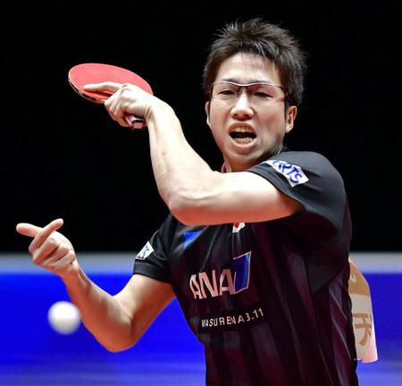 　男子１次リーグ　ベラルーシ戦でプレーする水谷隼＝ハルムスタード（共同）