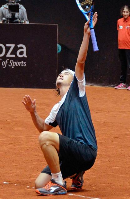 ダニエル太郎「信じられない」 粘りのテニスでツアー初優勝　日本男子４人目の快挙