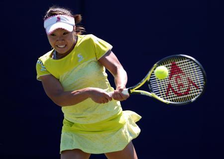 女子テニス、奈良は１回戦敗退 ネイチャーバレー国際