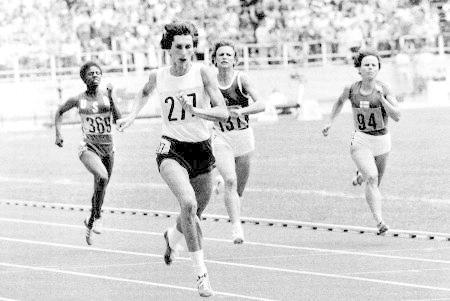 　１９７６年モントリオール五輪女子４００メートルを世界新で制したイレナ・シェビンスカさん（ＡＰ＝共同）
