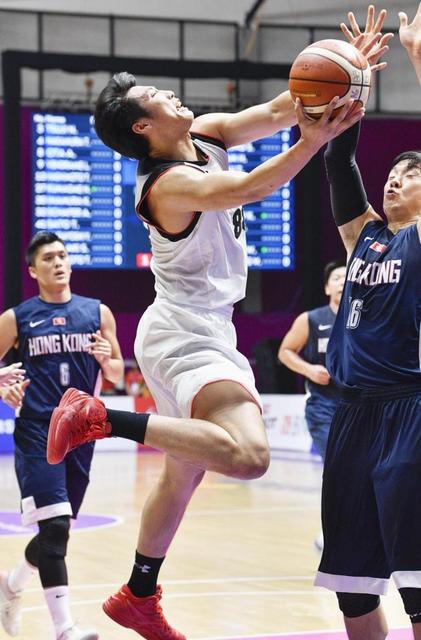 不祥事に揺れたバスケ男子、準々決勝進出かけ香港戦　メンバー表には処分選手に横線