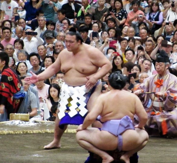 横綱稀勢の里、約１カ月の夏巡業フル参戦「体全体の力も出てきた」