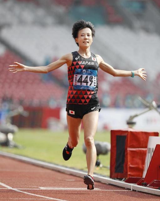 女子マラソン野上恵子が銀 絶対にメダルだけは 韓国 北朝鮮選手との２位争い制す スポーツ デイリースポーツ Online