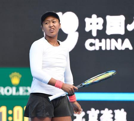 大坂なおみ、準決勝で敗れる テニスの中国オープン
